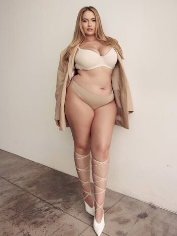 Full leaked Erinmhk private photo
