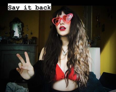 Full leaked Erinnyvonne private photo