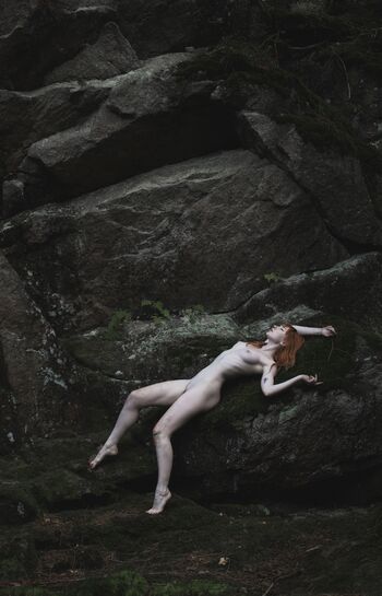 Full leaked Erinthul private onlyfans photo