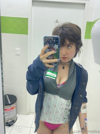 Full leaked Errrrotika private onlyfans photo