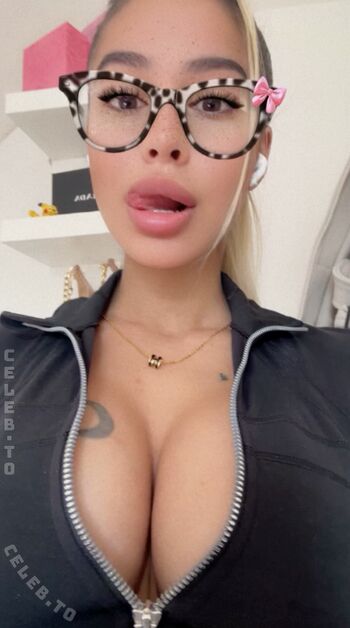 Full leaked Esleem private onlyfans photo