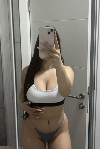 Esracicekk0