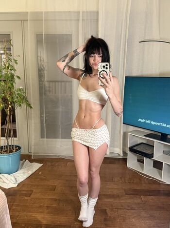 Full leaked Essaere private photo