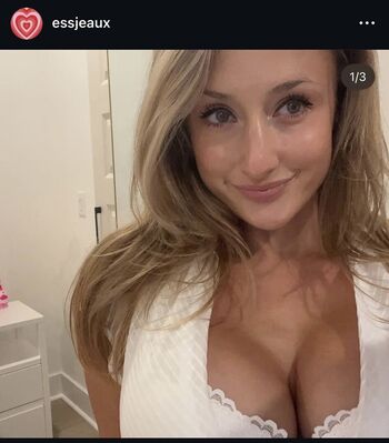 Full leaked Essjeaux private photo