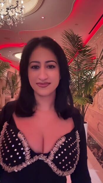 Full leaked Estee palti private photo