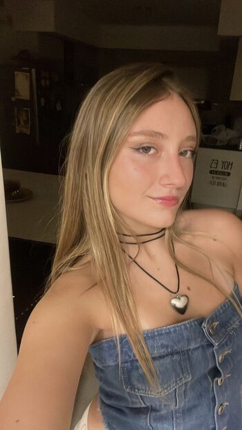 Full leaked Estell aily private photo