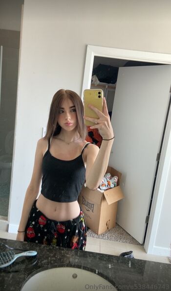Full leaked Estelle harper private photo