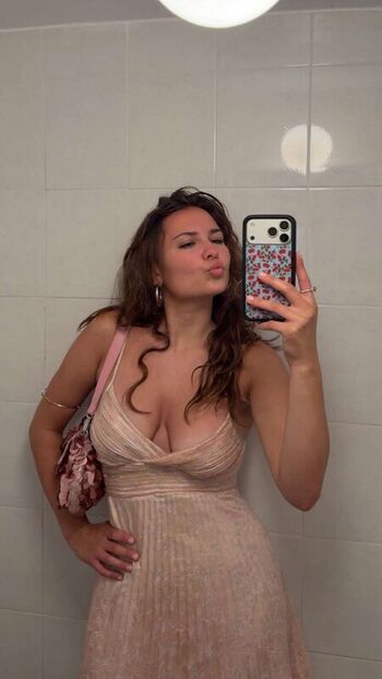 Ester Dobrik