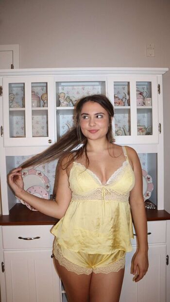 Ester Dobrik