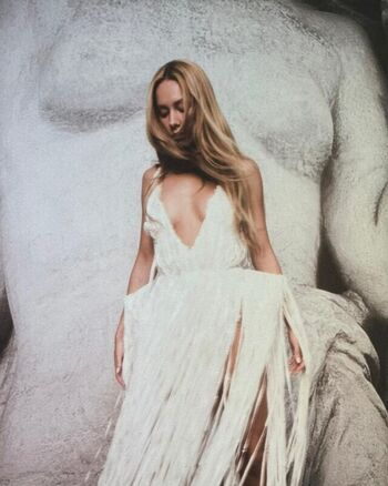 Full leaked Ester exposito page private photo