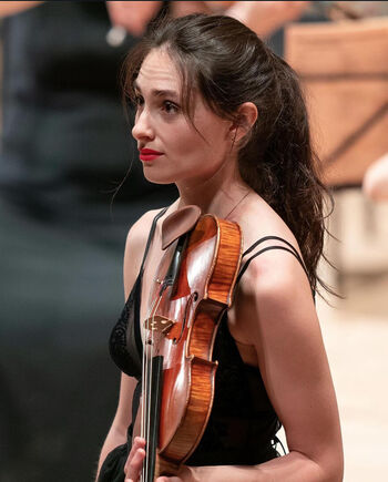 Esther Abrami