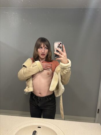 Full leaked Esther grey private photo