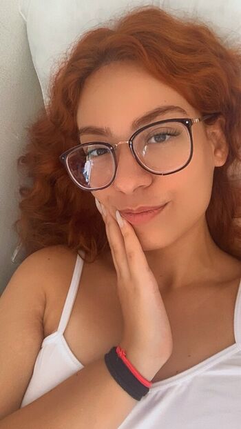 Full leaked Ethyenne private onlyfans photo