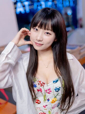 Full leaked Eunji pyoapple page private photo
