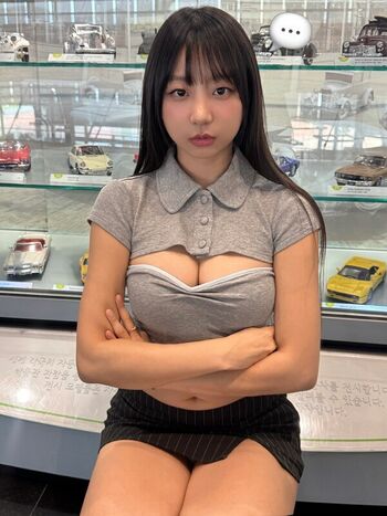 Full leaked Eunji pyoapple private photo