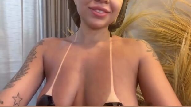 Full leaked Eutreyce private onlyfans photo