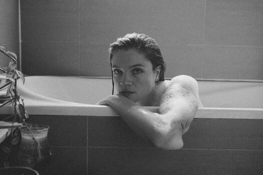 Full leaked Eva biechy private photo