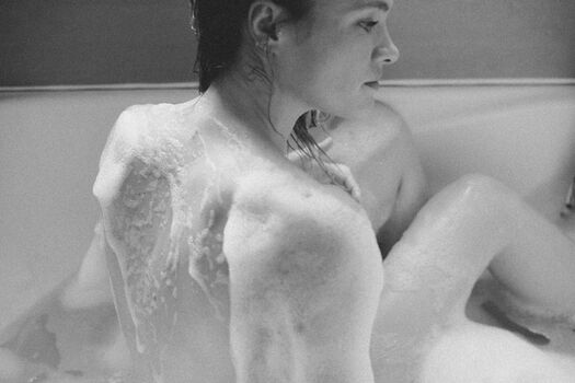 Full leaked Eva biechy private photo