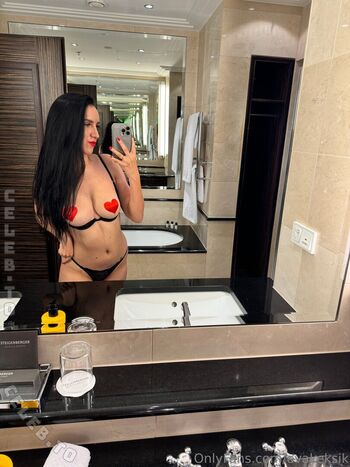 Full leaked Eva keksik private onlyfans photo