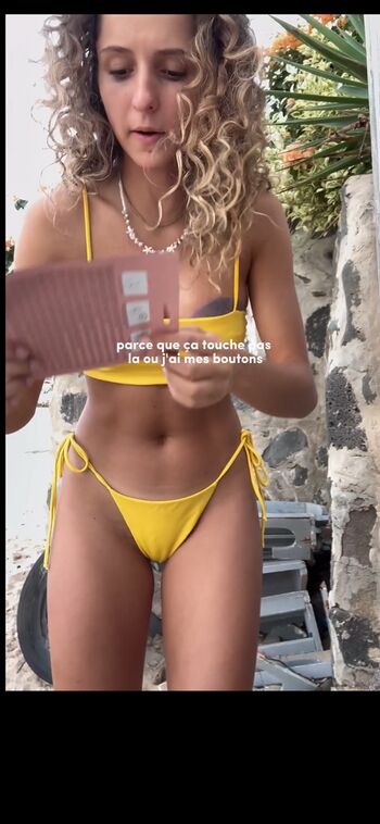 Full leaked Eva travel page private photo