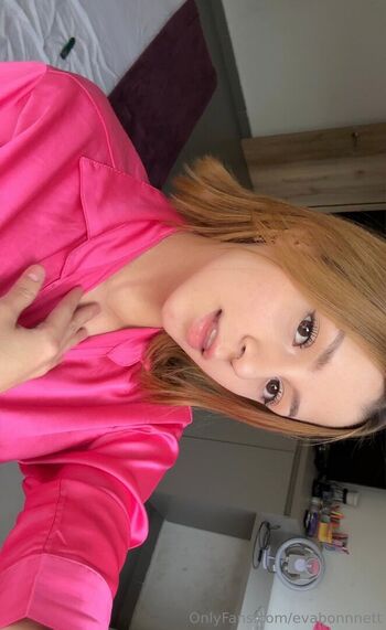Full leaked Evabonnet private photo