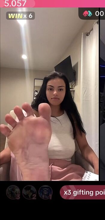 Full leaked Evalynn ruiz private photo