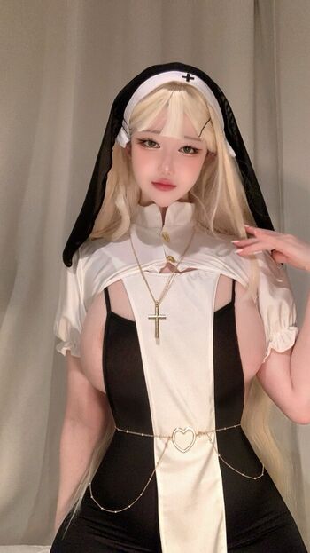 Full leaked Evawishx private photo