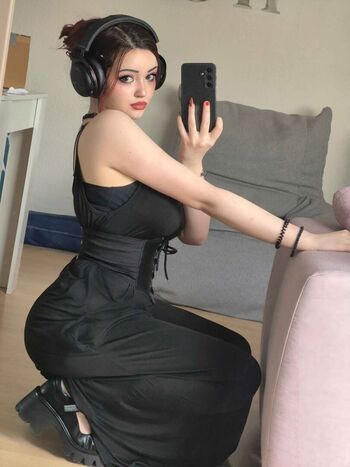 Full leaked Eveisbed page private onlyfans photo