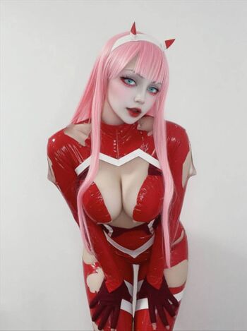 Full leaked Evelinaava private photo