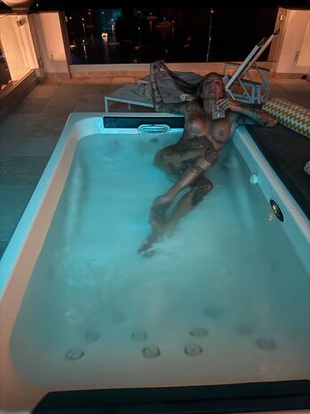 Full leaked Evelyn miller private onlyfans photo