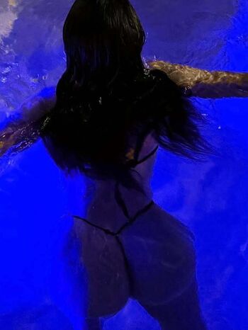 Full leaked Evelyn p v page private onlyfans photo