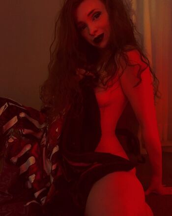 Full leaked Evelyndefierce private photo