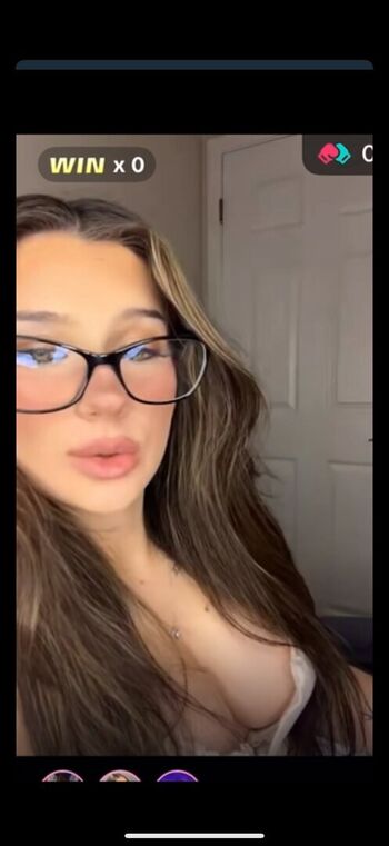 Full leaked Everyonelovessjenna private onlyfans photo