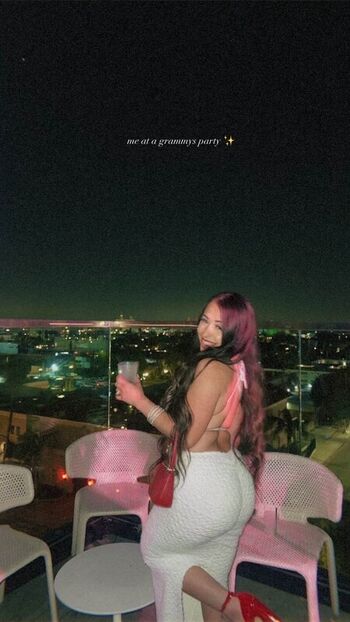 Full leaked Everythingveronica page private photo
