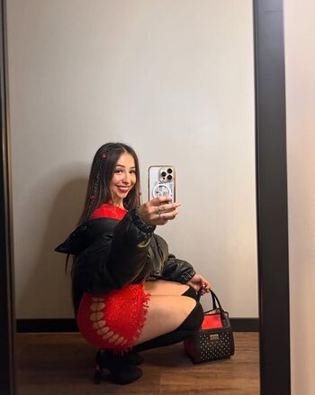 Full leaked Everythingveronica page private photo