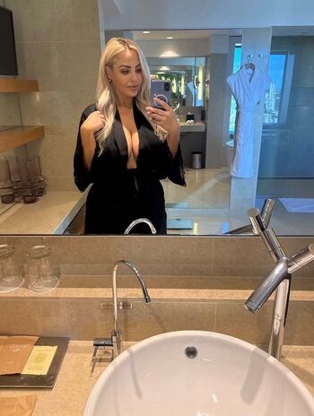 Full leaked Evie leana page private photo