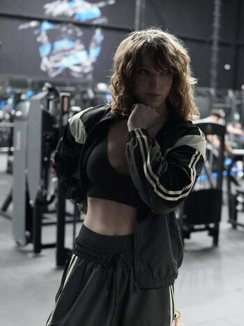 Full leaked Eviedotgym page private onlyfans photo