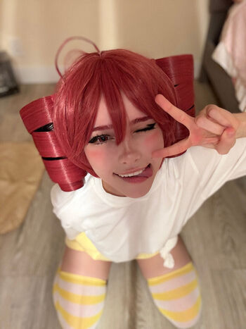 Full leaked Eviemeowie private photo