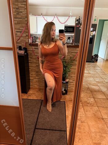 Full leaked Evviepp private photo