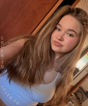 Full leaked Evviepp private photo