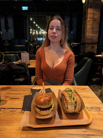 Full leaked Ewazuzanna page private onlyfans photo