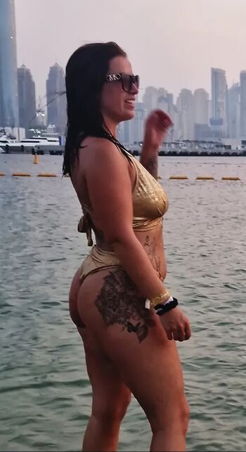 Full leaked Exhib couple private photo