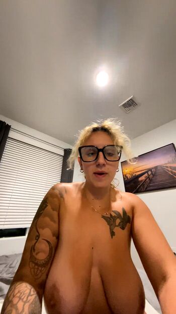 Full leaked Extrasav private photo