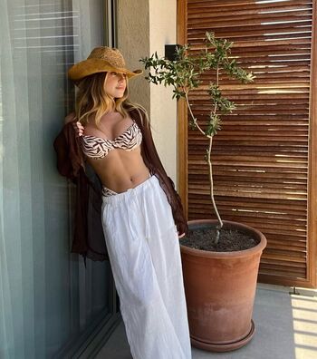 Full leaked Ezgi eyuboglu private onlyfans photo