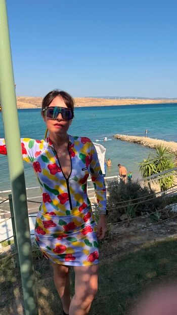 Full leaked Ezgi mola private photo