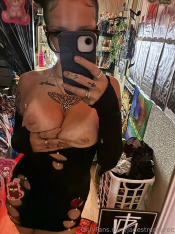 Full leaked Ezrasblood private photo