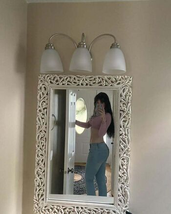 Full leaked Ezsy private onlyfans photo