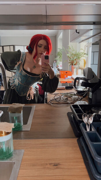 Full leaked Ezy summers cosplay private photo