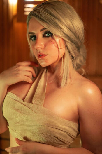 Full leaked Ezy summers cosplay page private photo