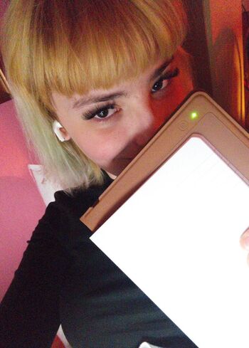 Full leaked Fmicom private onlyfans photo